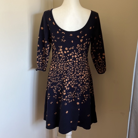 New Sexy Low Back Sweater Dress Blue Brown Cheetah Leopard Print M - Picture 7 of 12